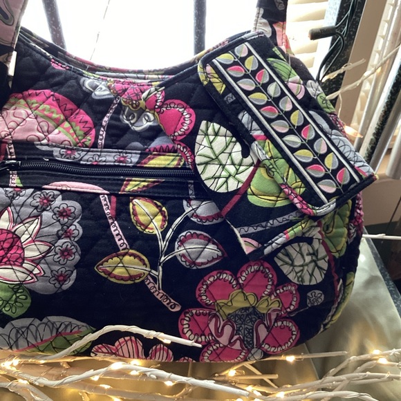 Vintage Vera Bradley Shoulder Tote Bag . (Wallet sold separately.) - Picture 11 of 12